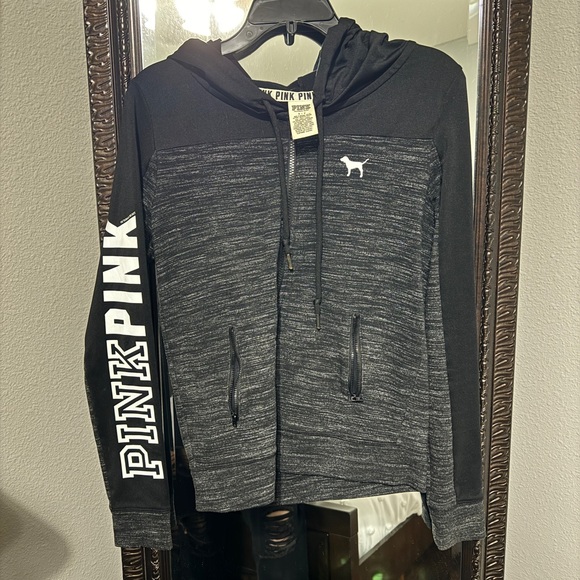 VS Pink hooded jacket - Picture 3 of 3
